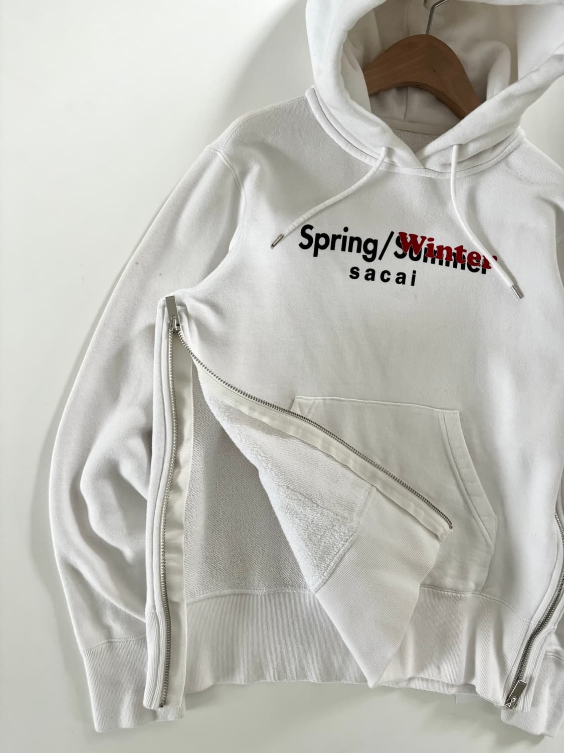 Sacai 사카이 화이트 스프링/윈터 사이드 지퍼 후드티 상품이미지5