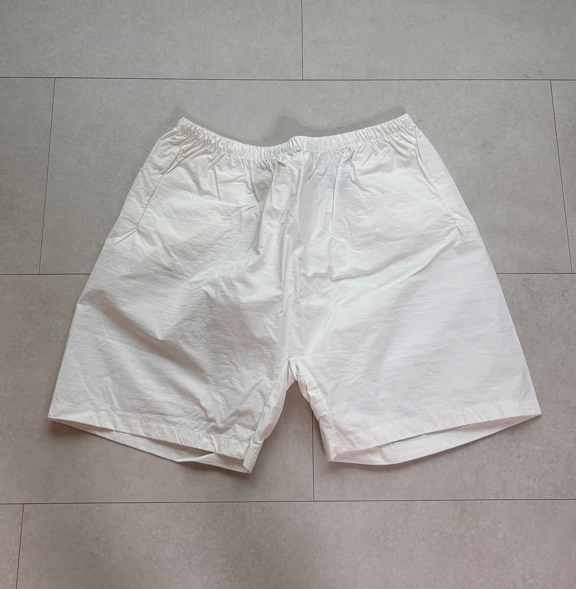 YEEZY 고샤 SH-01 화이트 반바지 3사이즈 새상품 상품이미지1