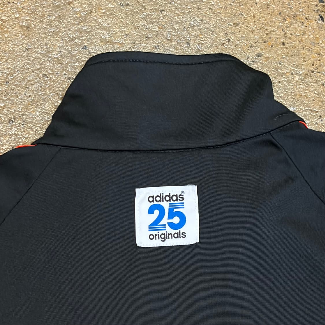  미국 빈티지 아디다스 x 니고 져지 져지집업 집업져지 츄리닝 트레이닝탑 상품이미지9