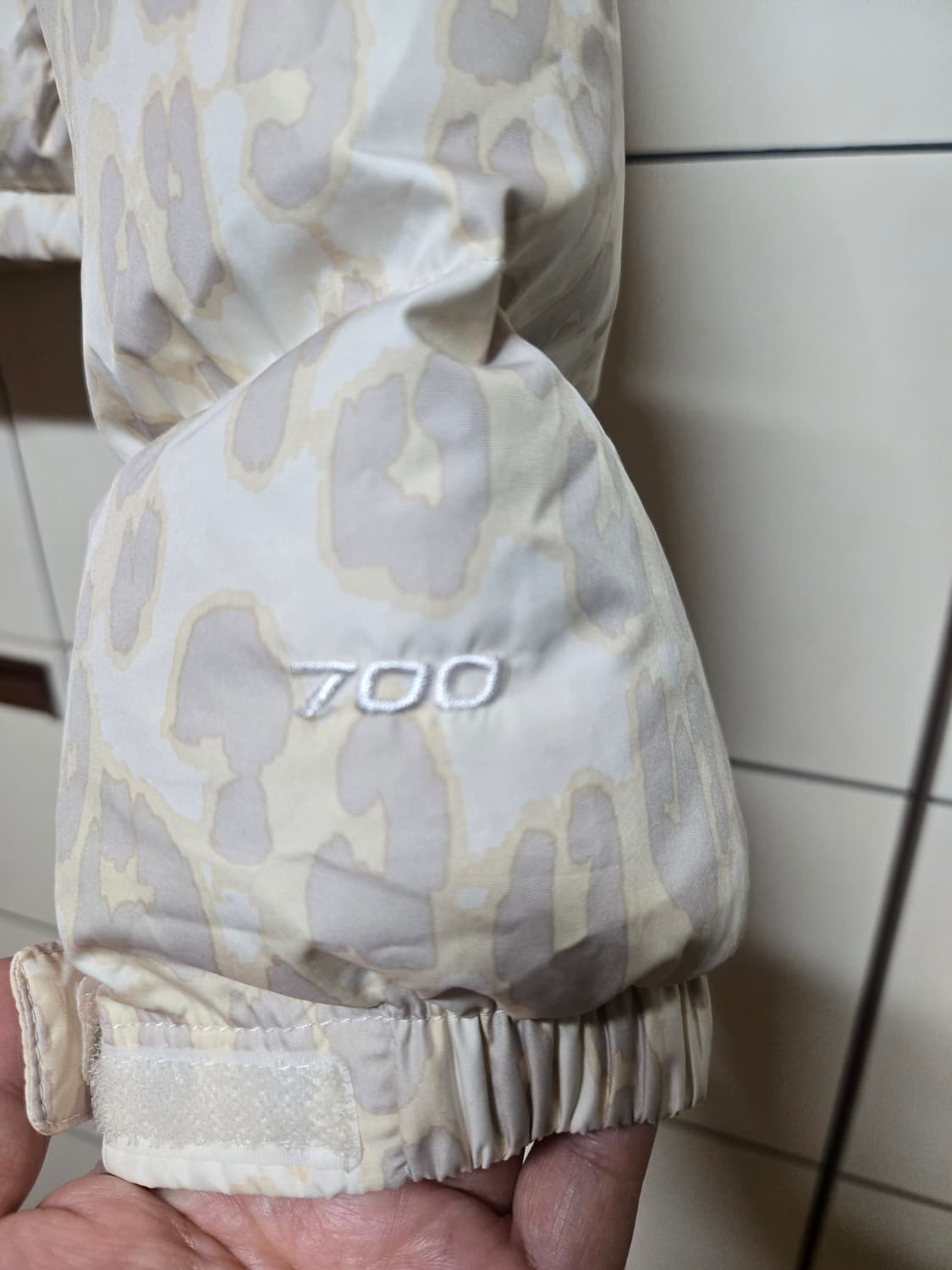 노스페이스 레오파드 프린트 눕시 숏패딩(해외판) 상품이미지3