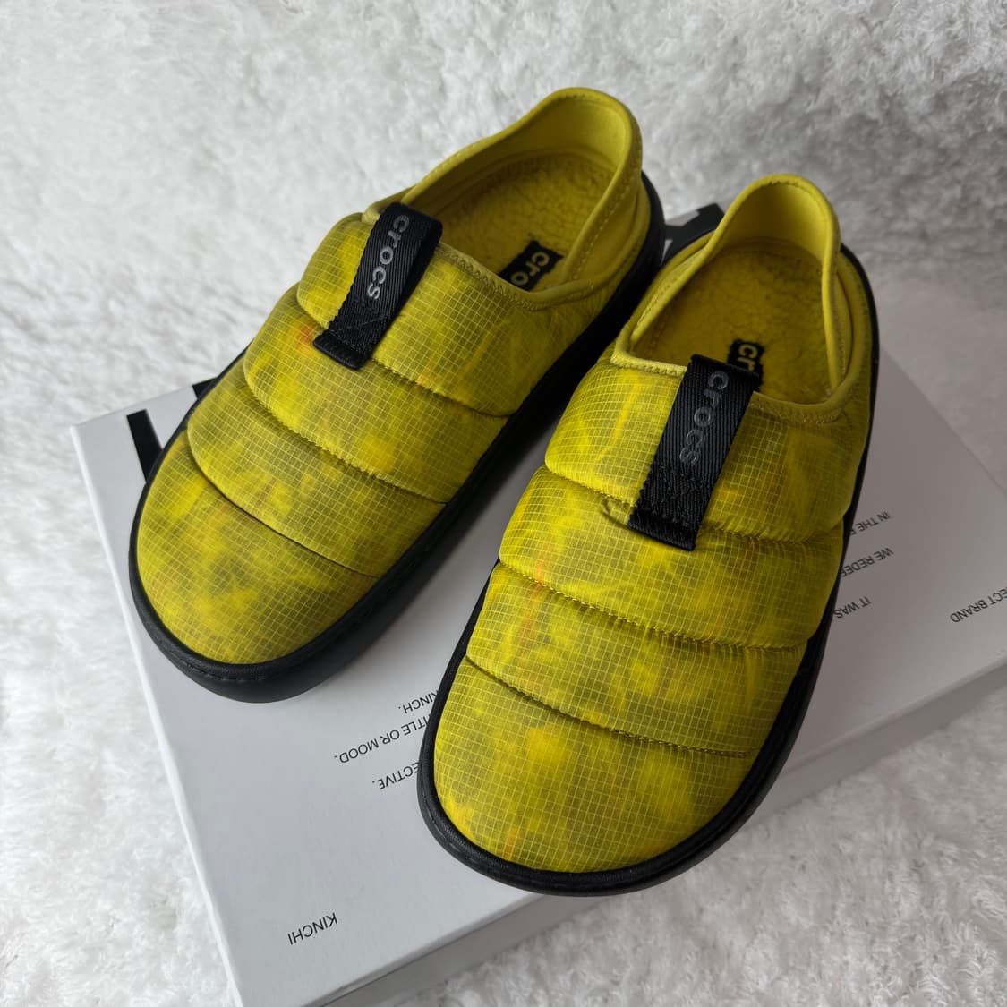 크록스 클래식 트랜슬루센트 립스탑 모크 시트린 270 상품이미지5