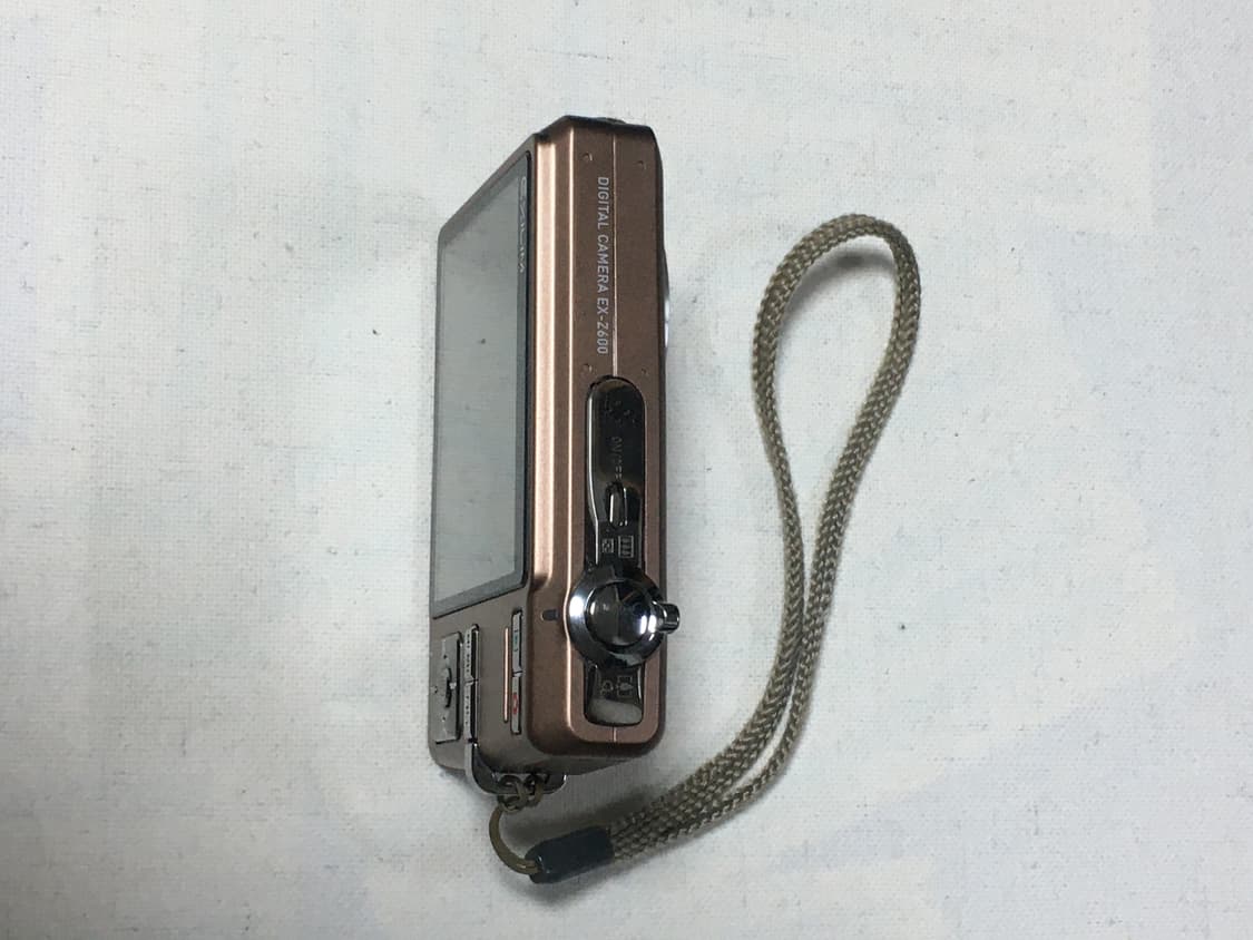 카시오 EX-Z600 / 따뜻한 색감의 레트로 감성 디카 상품이미지8