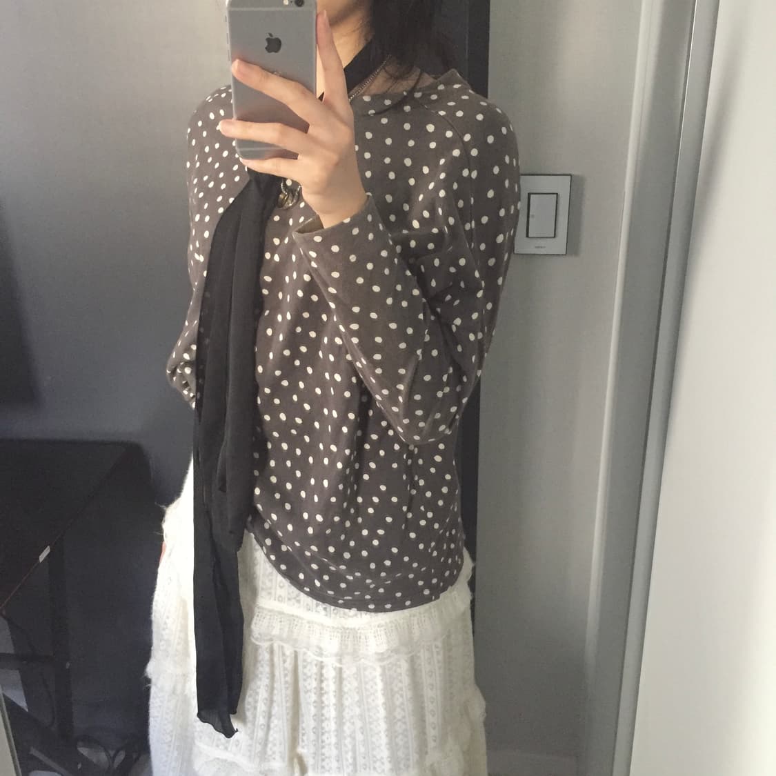 모리걸 도트 라운드 브라운 롱슬리브 상품이미지2