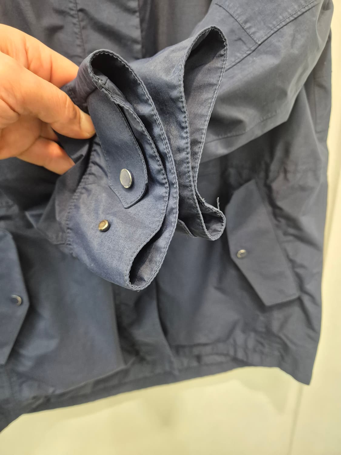 빈폴 브랜드의 여성용 바람막이 95
사이즈  상품이미지3