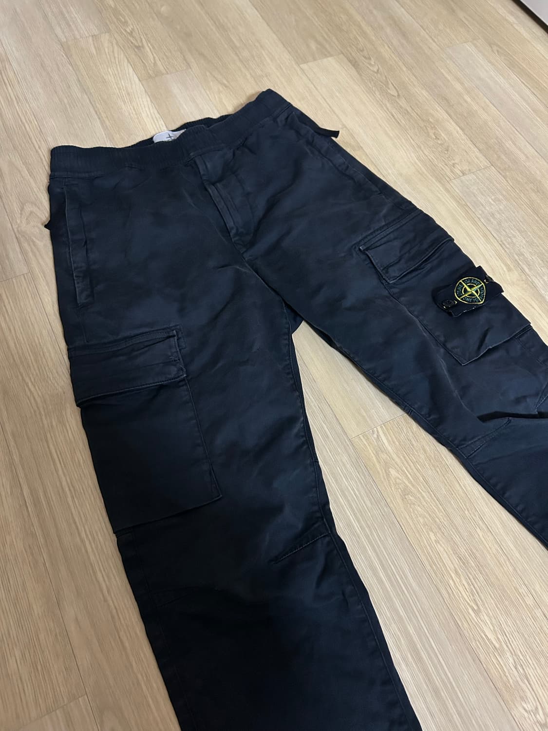 백화점판 스톤아일랜드 카고 조거팬츠 블랙 28-31 상품이미지3