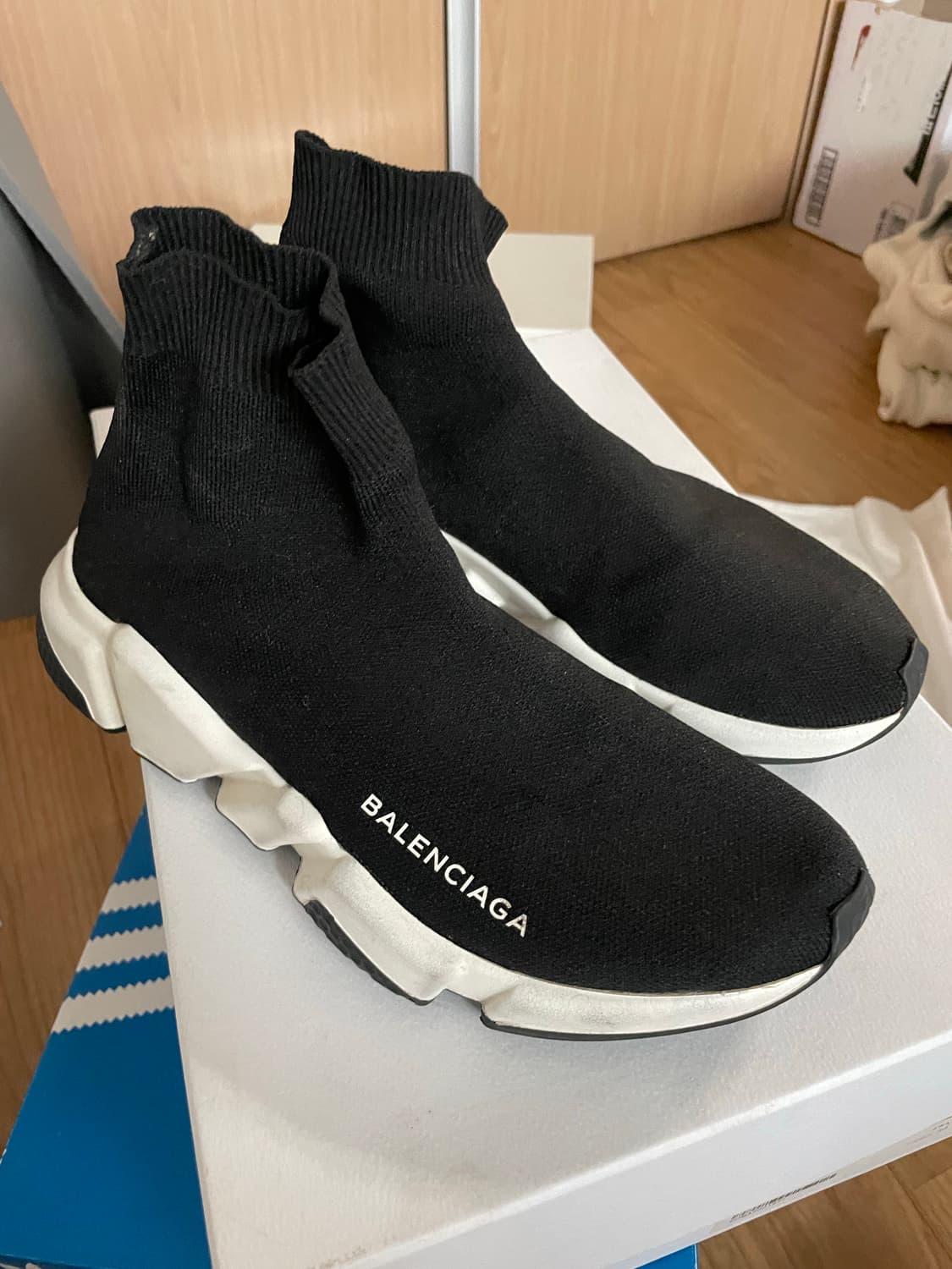 발렌시아가 스피드러너 38 상품이미지1