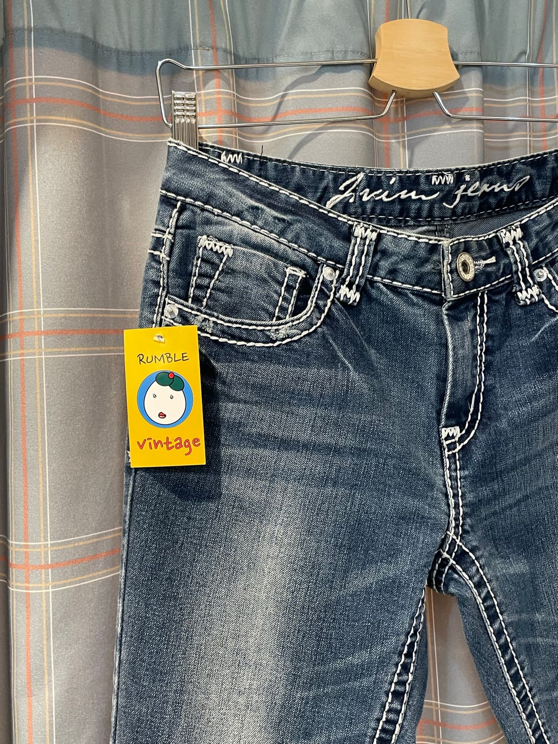 이랜드 y2k 스티치 부츠컷청바지 상품이미지2