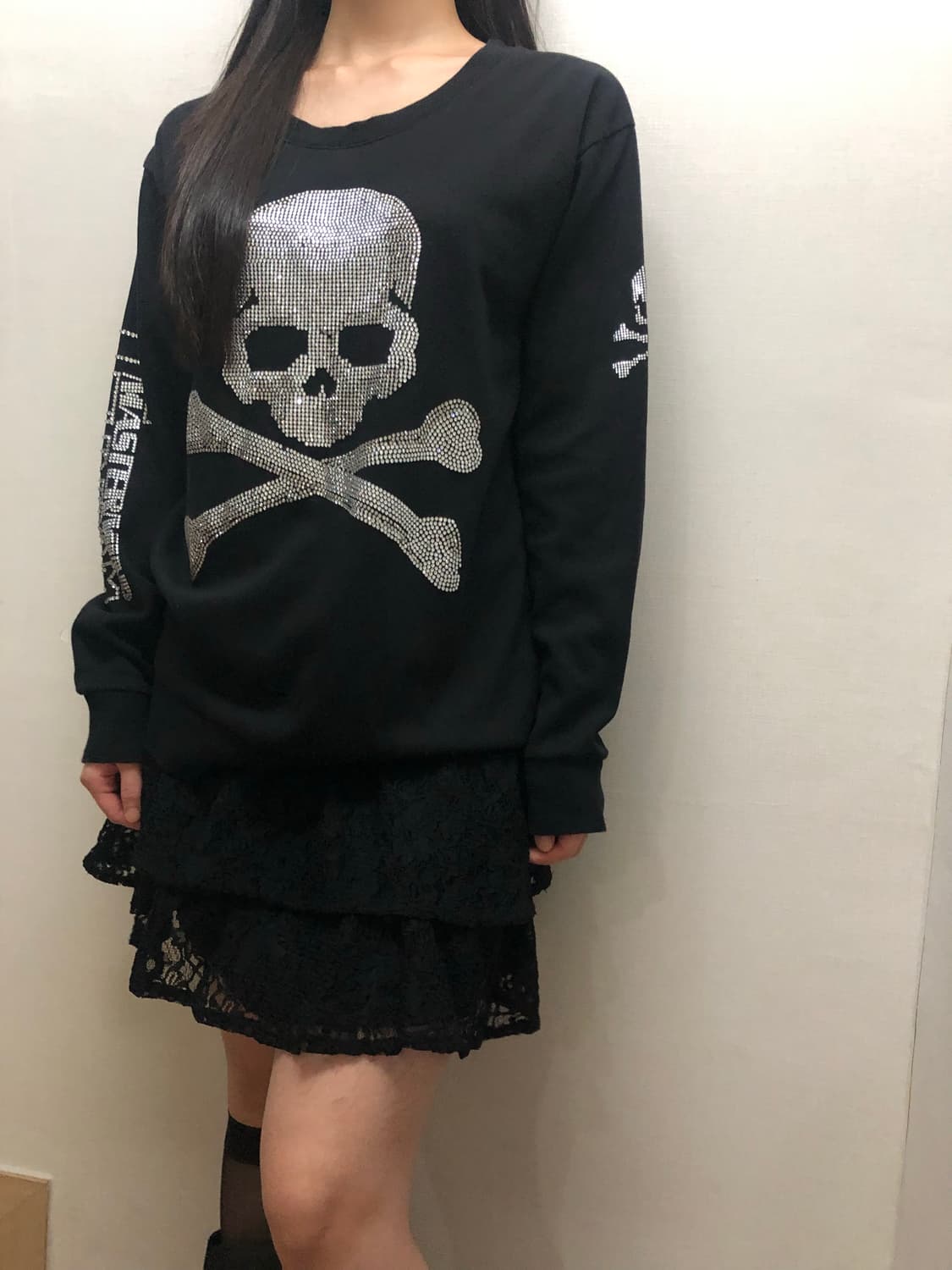 빈티지 블랙 스컬 스웻셔츠 상품이미지5