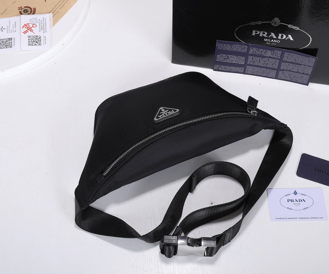프라다 리나일론 사피아노 레더 벨트백 블랙 상품이미지7