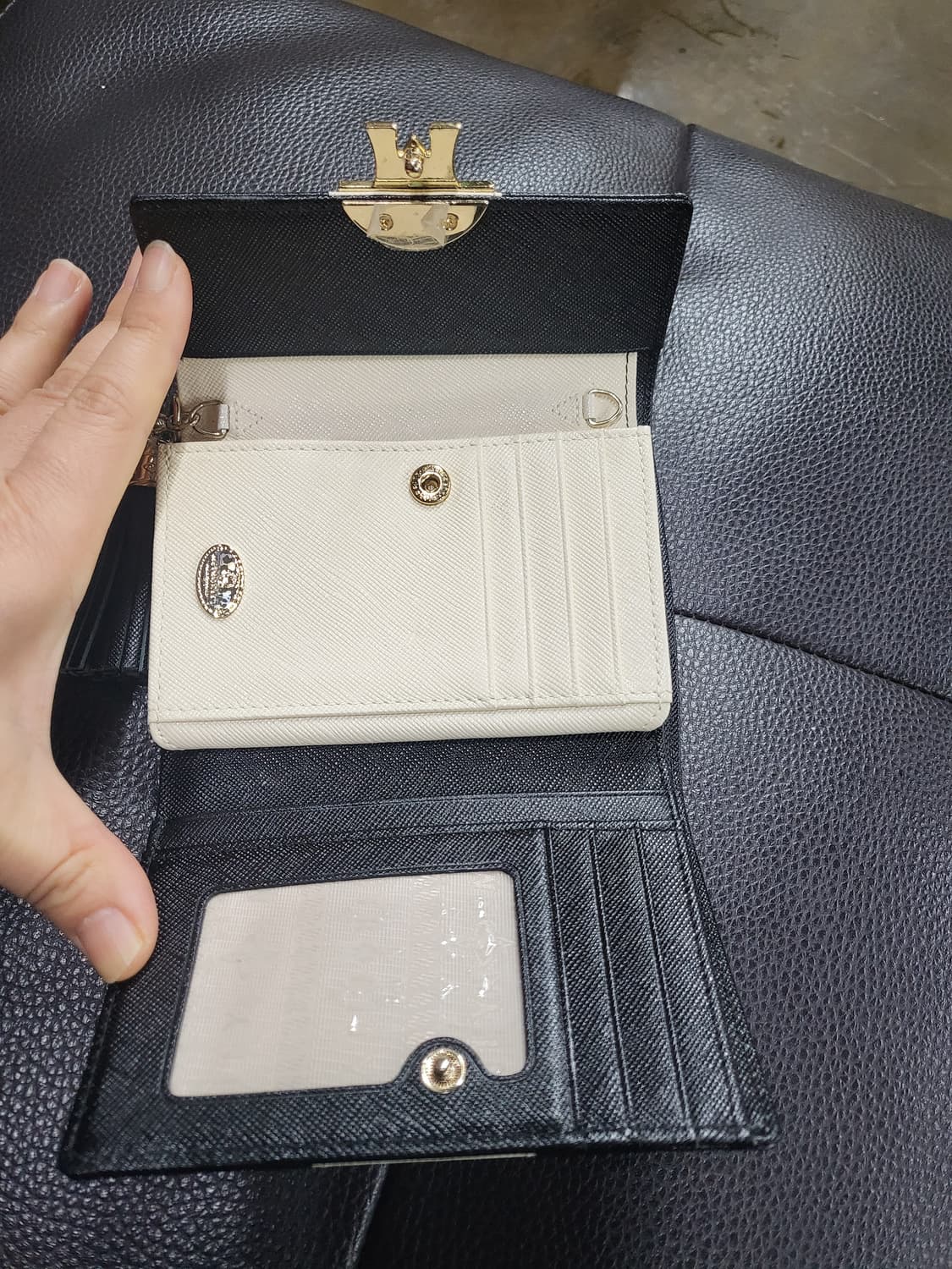 메트로시티 사피아노 반지갑 상품이미지6