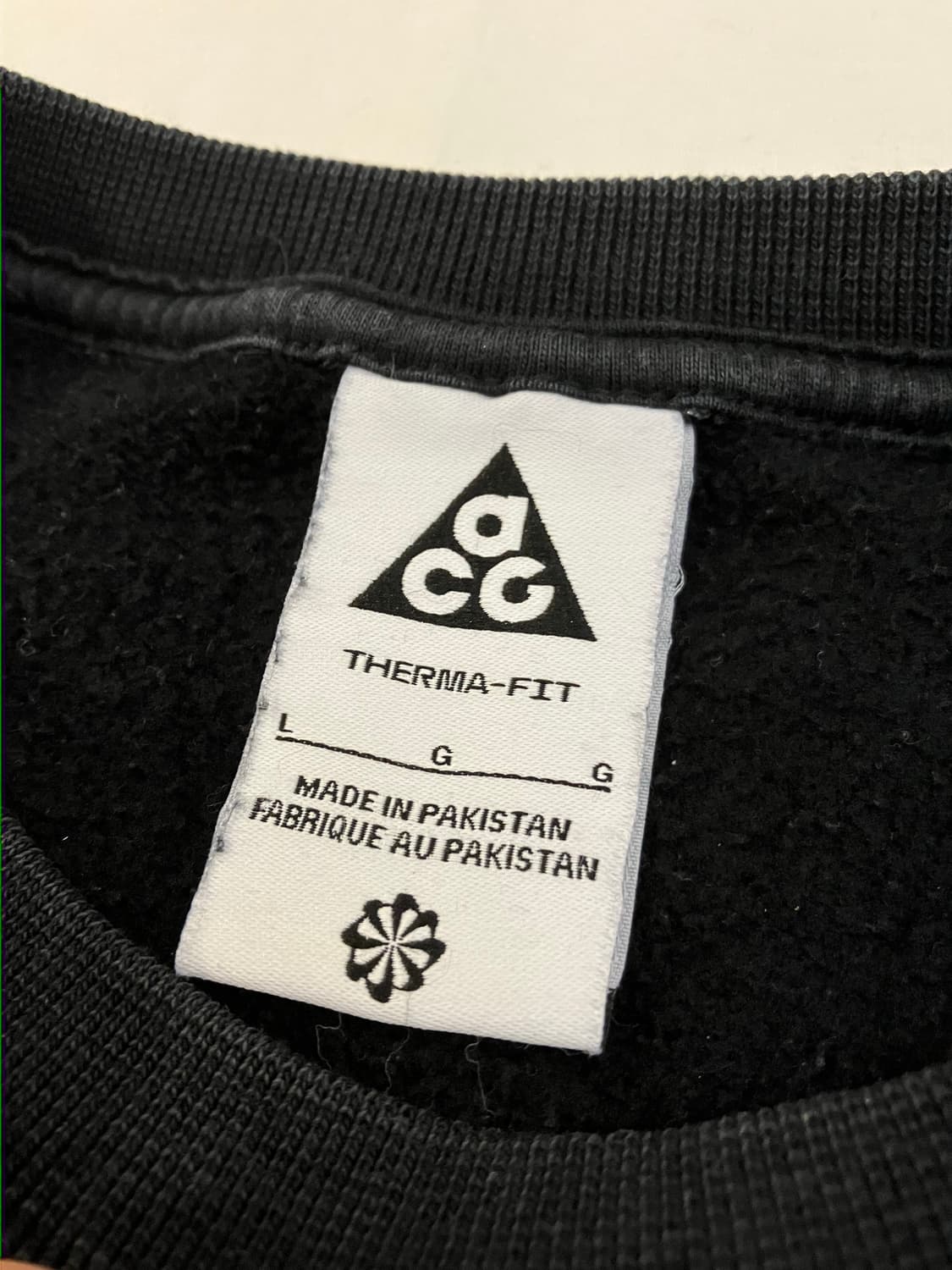 나이키 ACG 써마핏 맨투맨 크루넥 스웻셔츠 블랙 상품이미지5