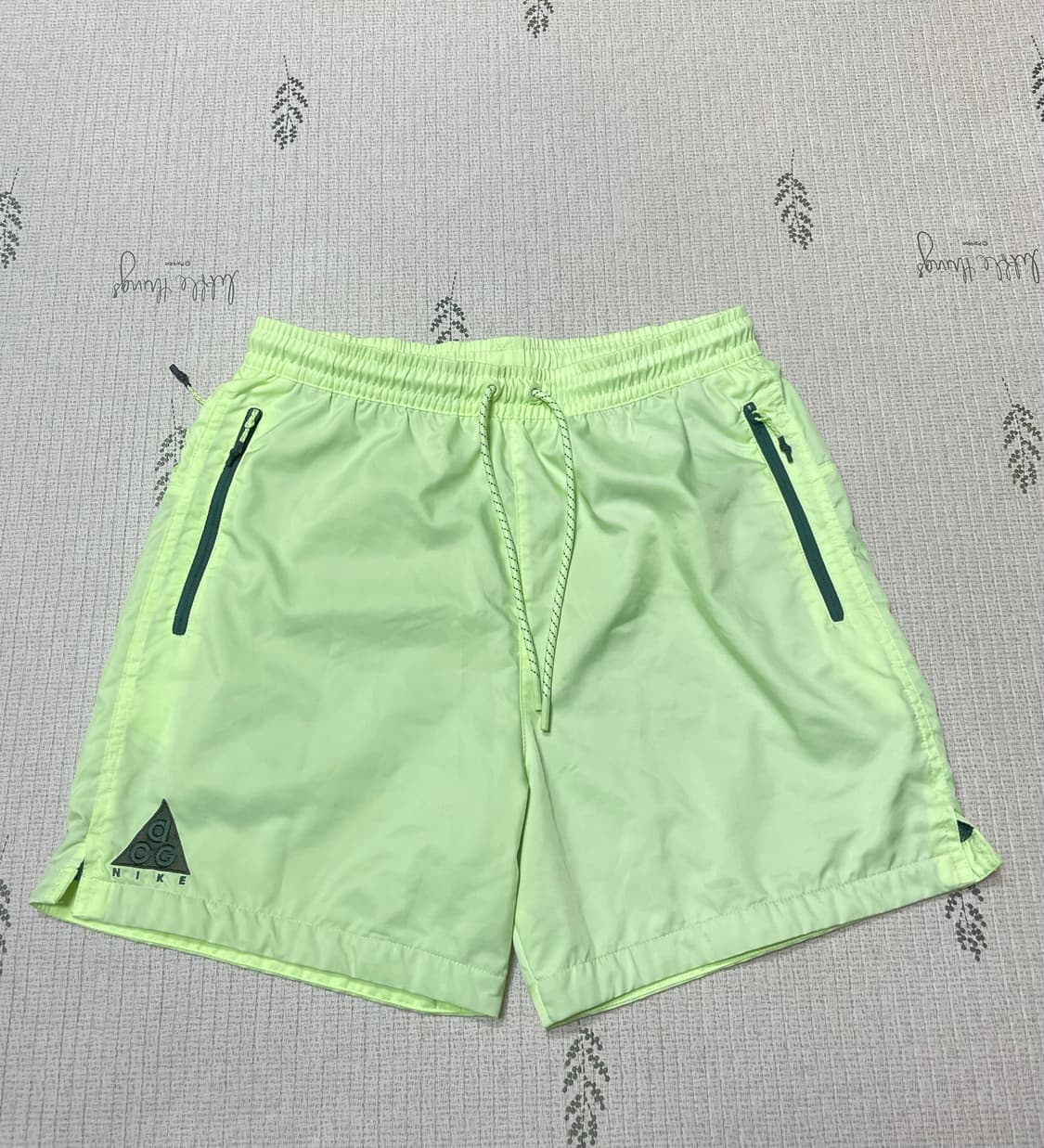 [S] 나이키 acg 우븐쇼츠 그린 상품이미지1