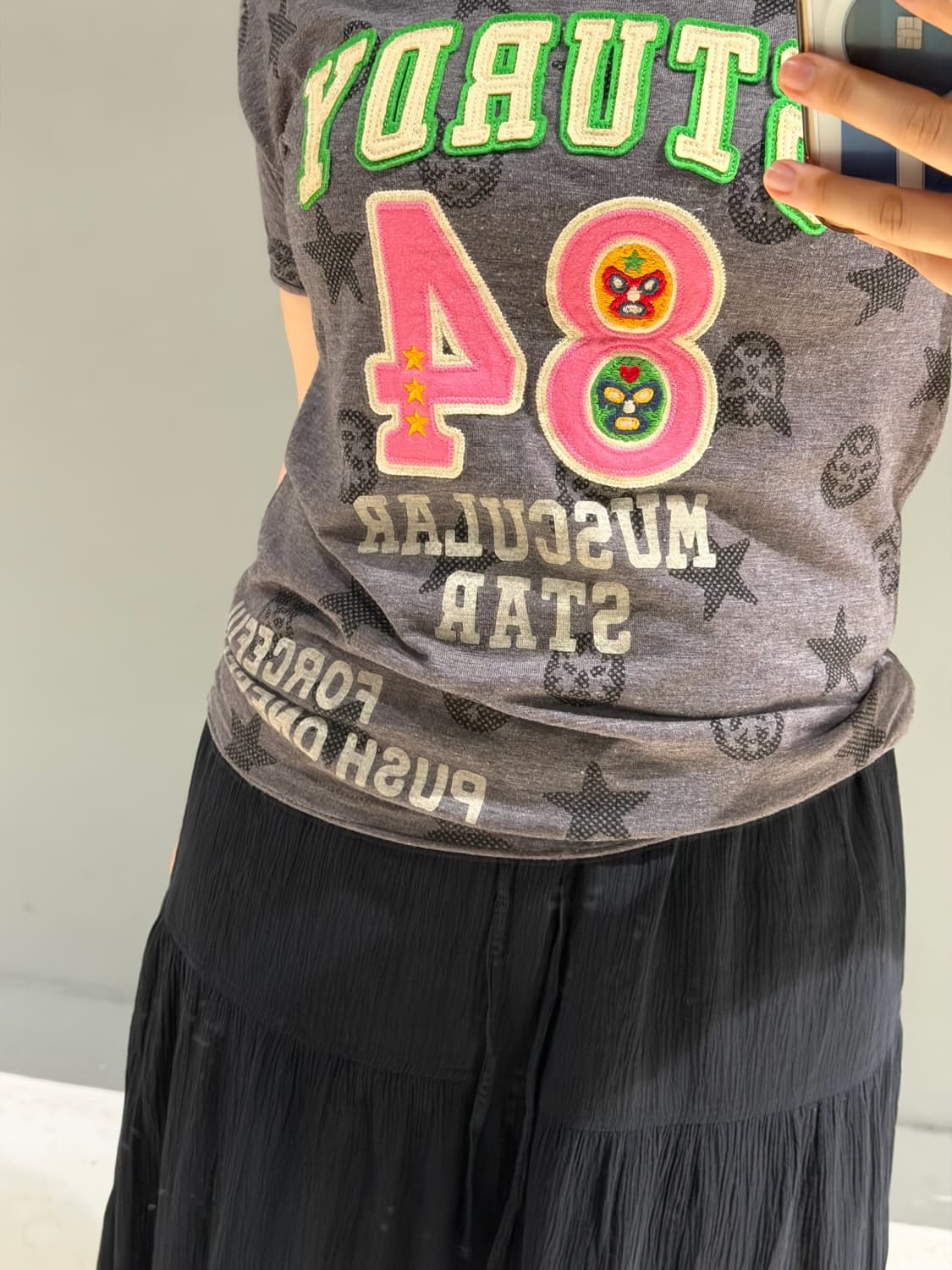 Rough mask & star pattern lettering top 상품이미지4