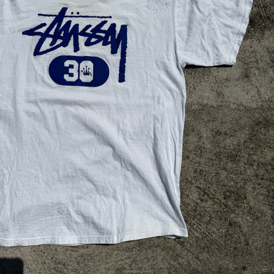 [XL] 00s Stussy 스투시 30년 기념 흰색 반팔티 상품이미지4