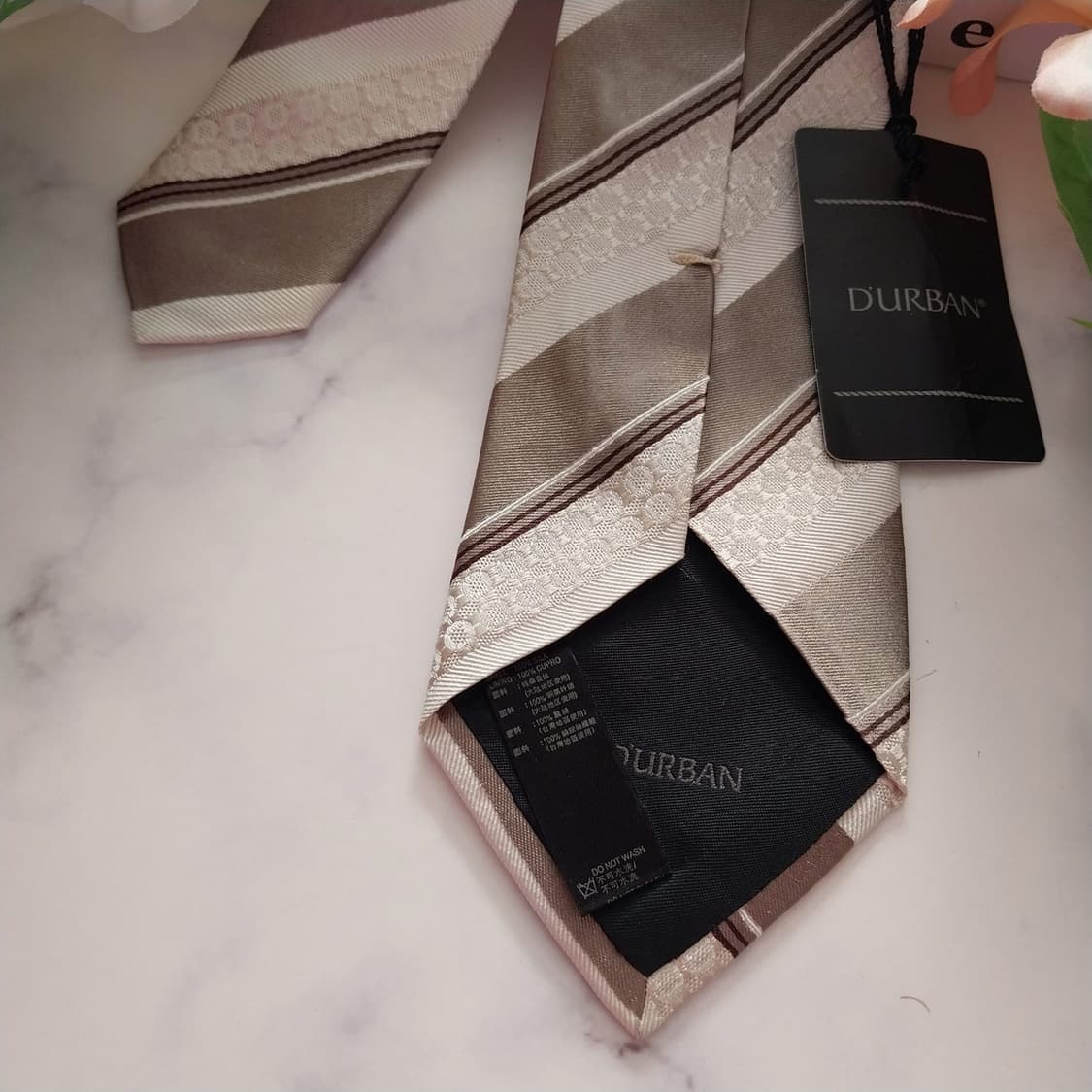 더반(다반) 실크 베이지 스트라이프 넥타이 7.9cm 새상품 K1362
 상품이미지6