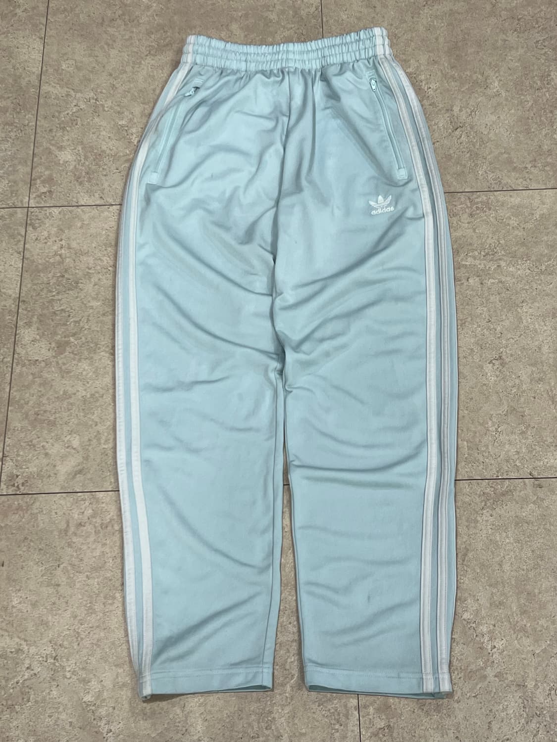 아디다스 파이어버드 트랙 팬츠 스카이블루 상품이미지2