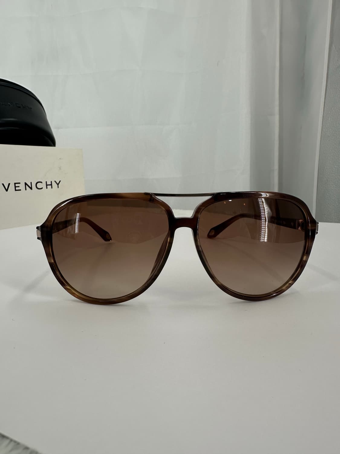 [새상품 무료배송] 정품 지방시 Made in Italy 선글라스 상품이미지3