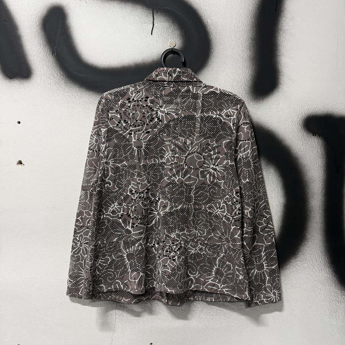 VTG 빈티지 펀칭 플라워 패턴 레이스 셔츠 자켓 상품이미지2