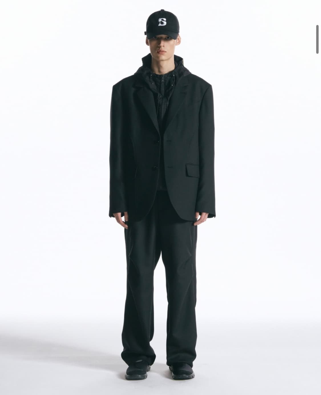 인사일런스 커브드 라인 울 블레이저 상품이미지1