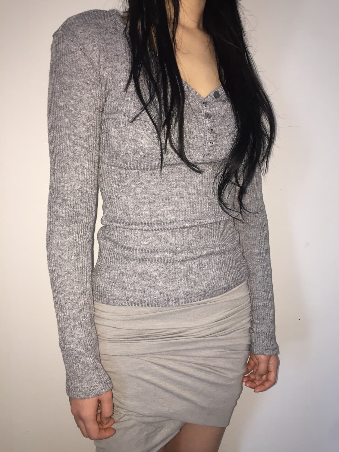 브이넥 롱슬리브 상품이미지2