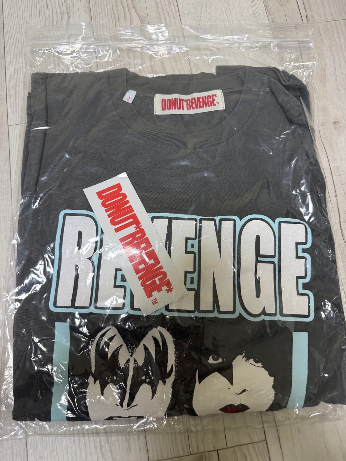 도넛리벤지 밴드티 상품이미지1