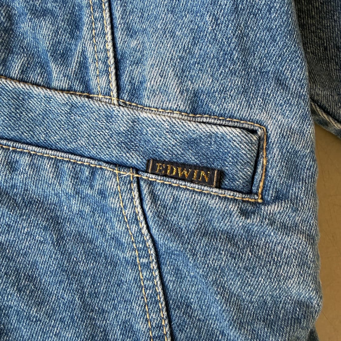 에드윈 데님 트러커 자켓 상품이미지4