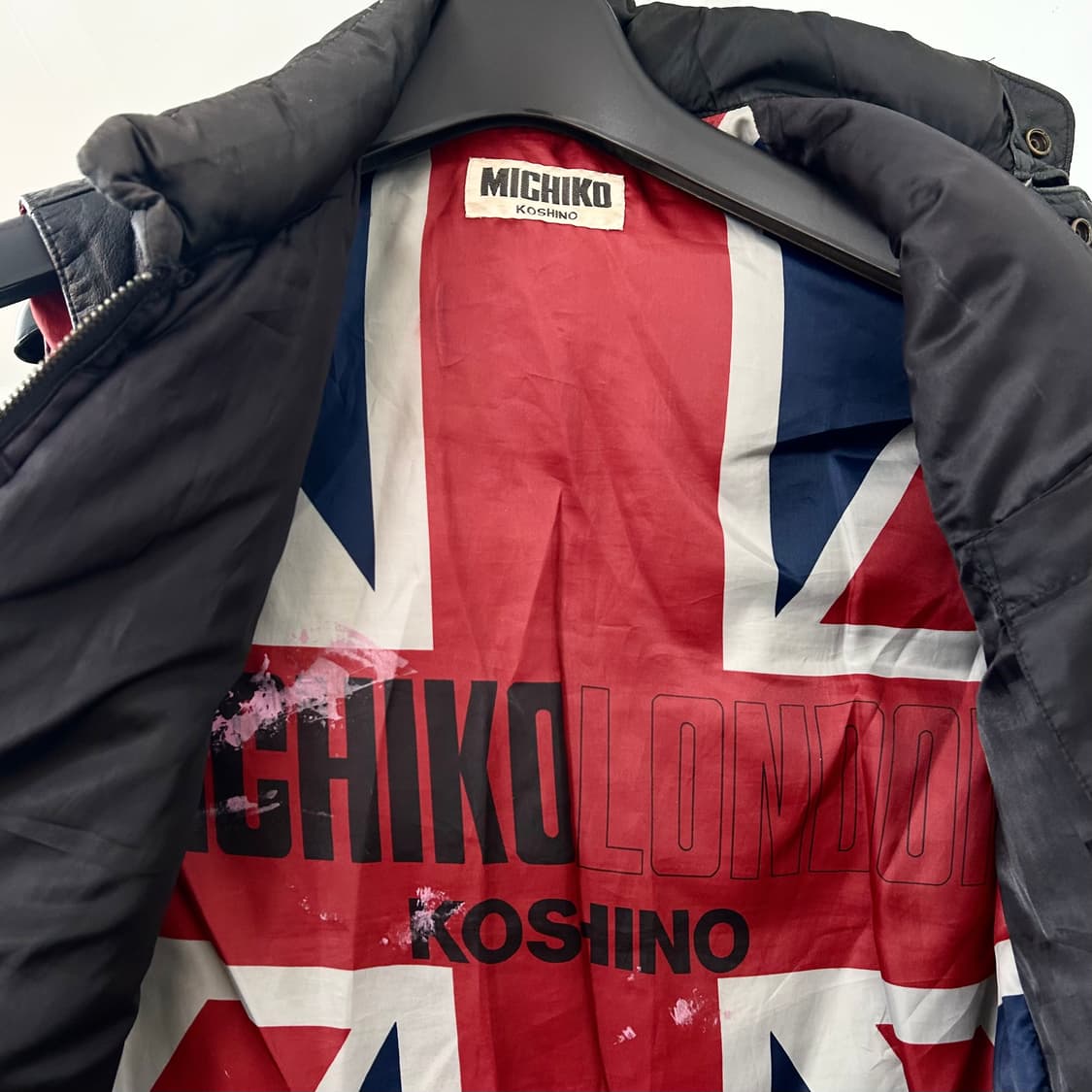 미치코 코시노 런던 소가죽 크롭 패딩 조끼 상품이미지7