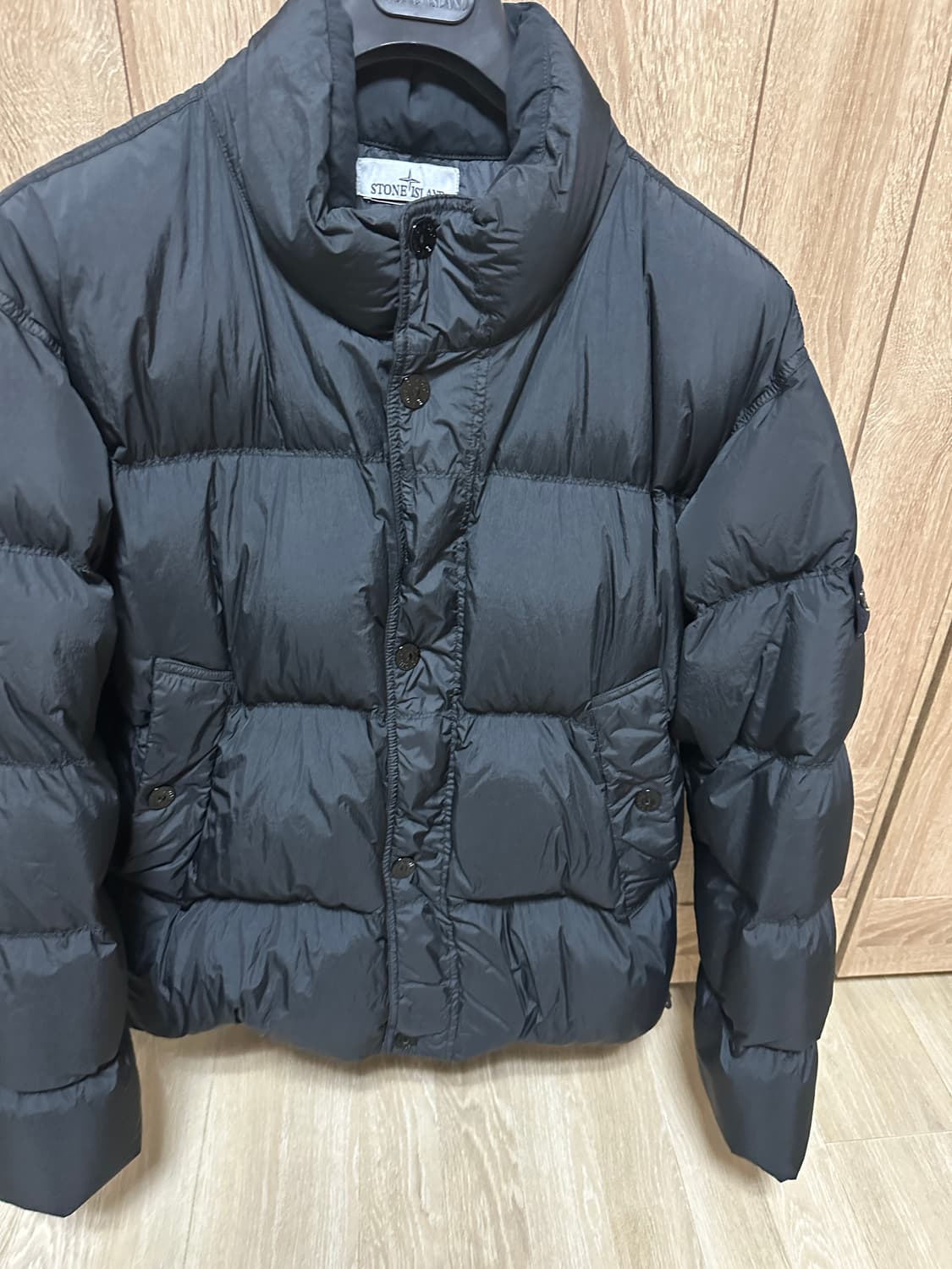 스톤아일랜드 25FW 크링클랩스 논후드 패딩 블랙 XL판매합니다 상품이미지1