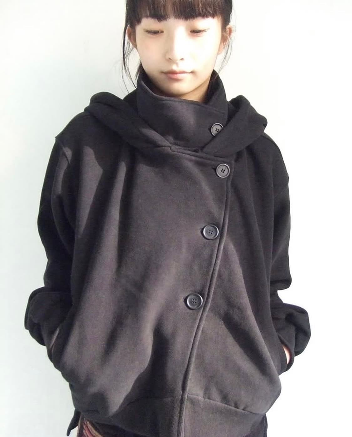 교환))) 오스하이 High Neck Hood Zip Up Black 상품이미지1