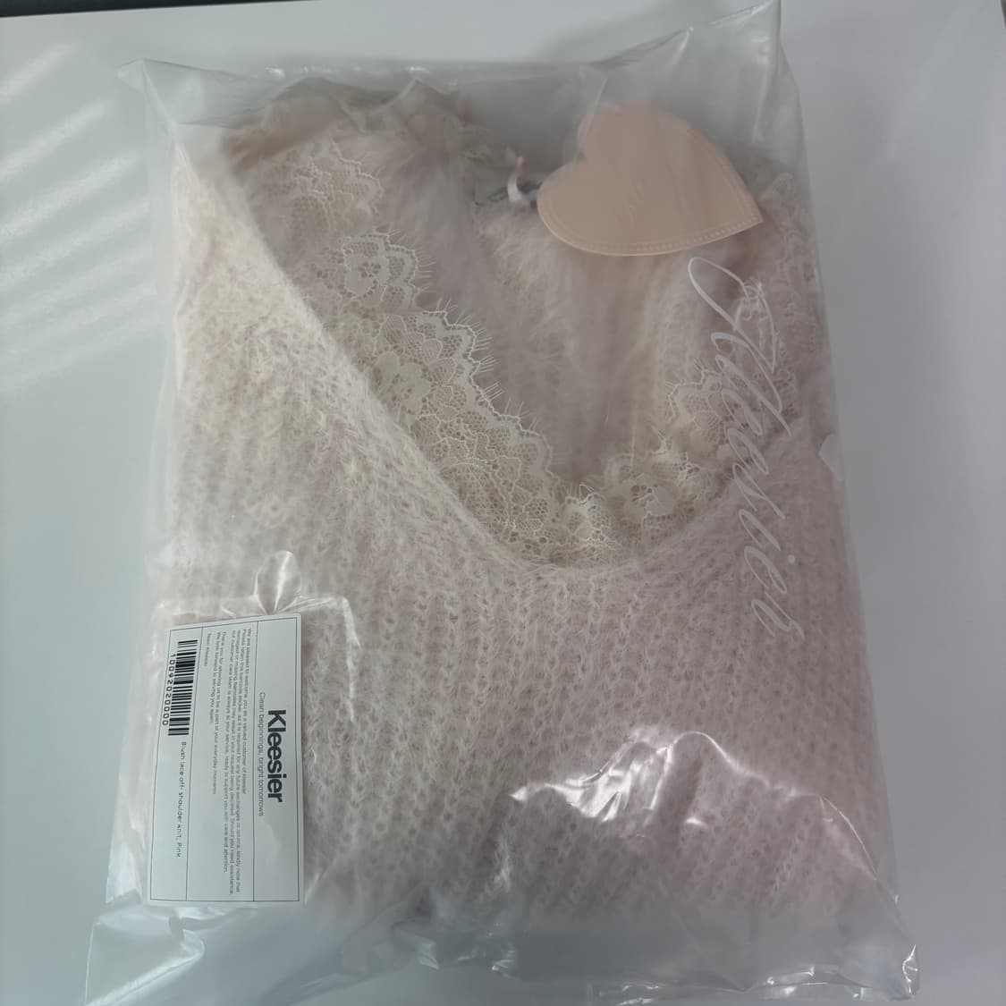 새상품 클리시어 블러쉬 니트  상품이미지3