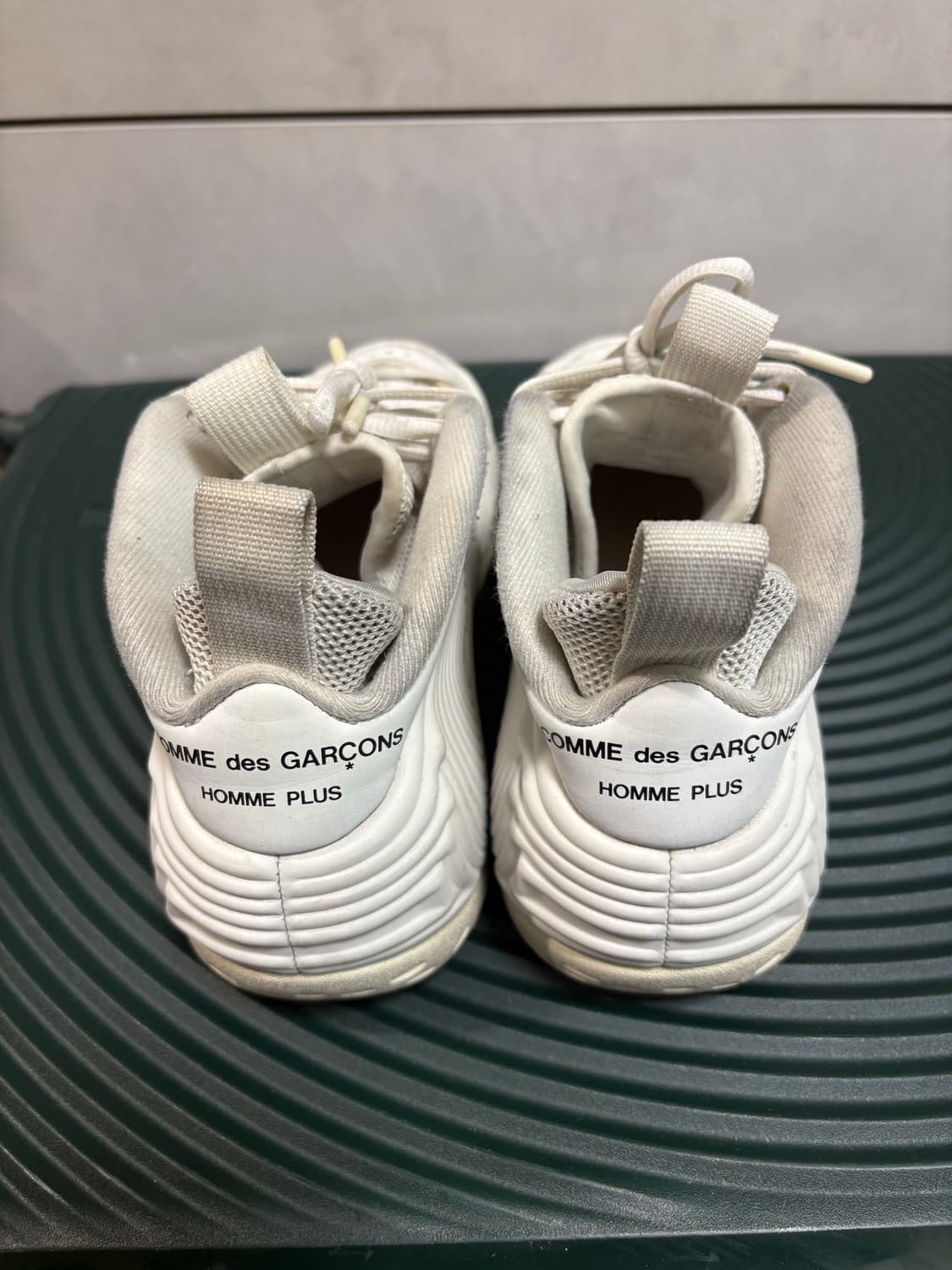 꼼데가르송 폼포짓 250 상품이미지1