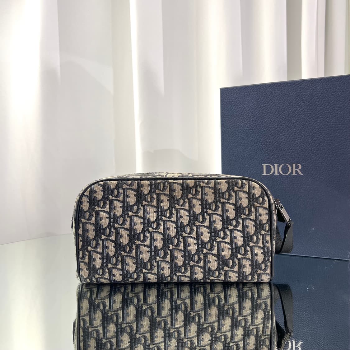 디올 오블리크 토일레트리 돕키트 파우치 상품이미지3