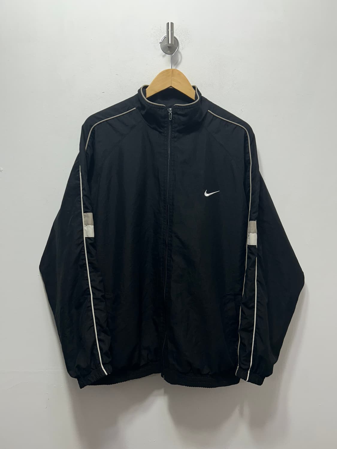 나이키 남성 블랙 바람막이 점퍼 110사이즈  상품이미지1
