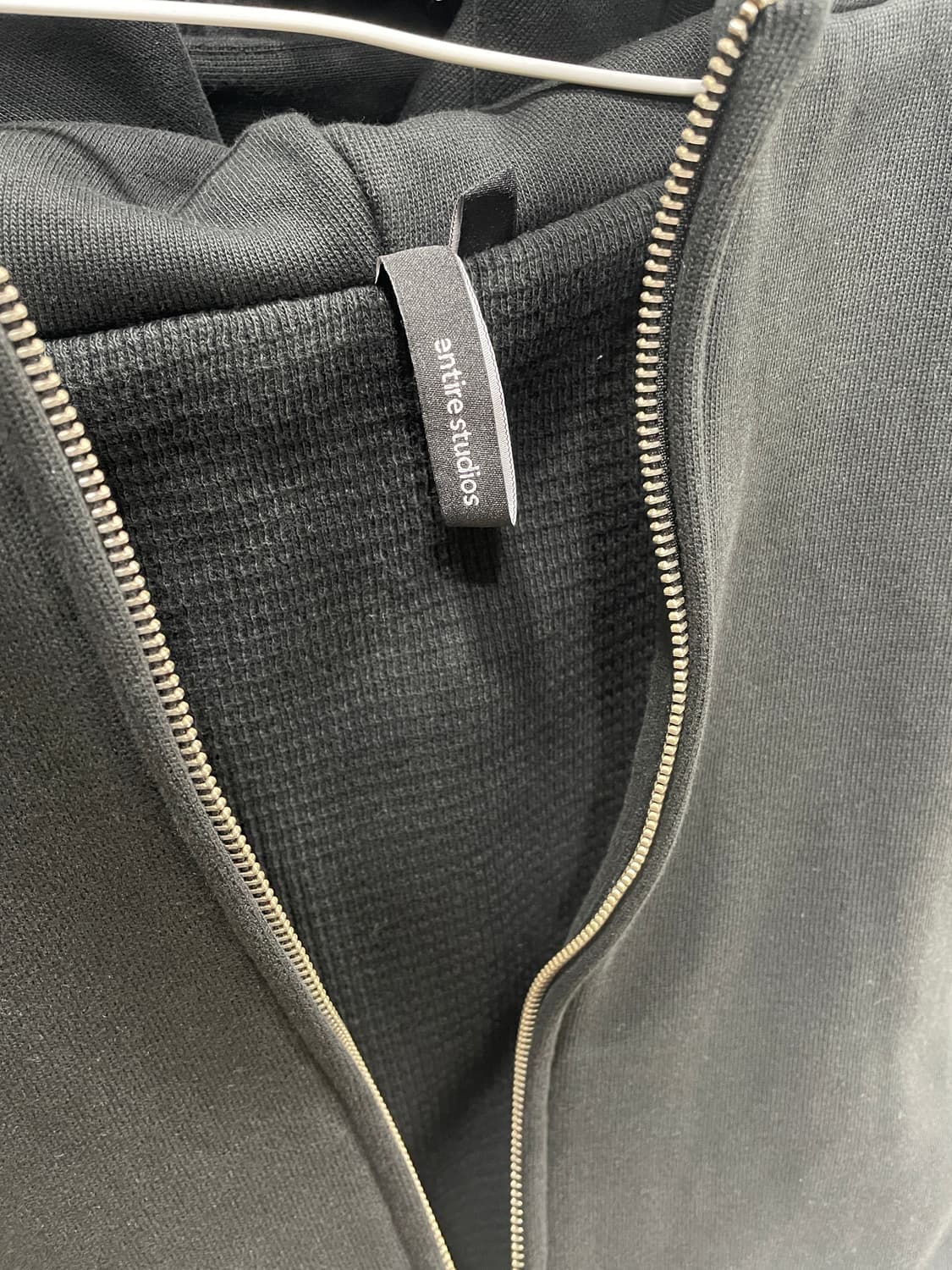 (L) entire studios THERMAL HOOD BLACK 상품이미지3