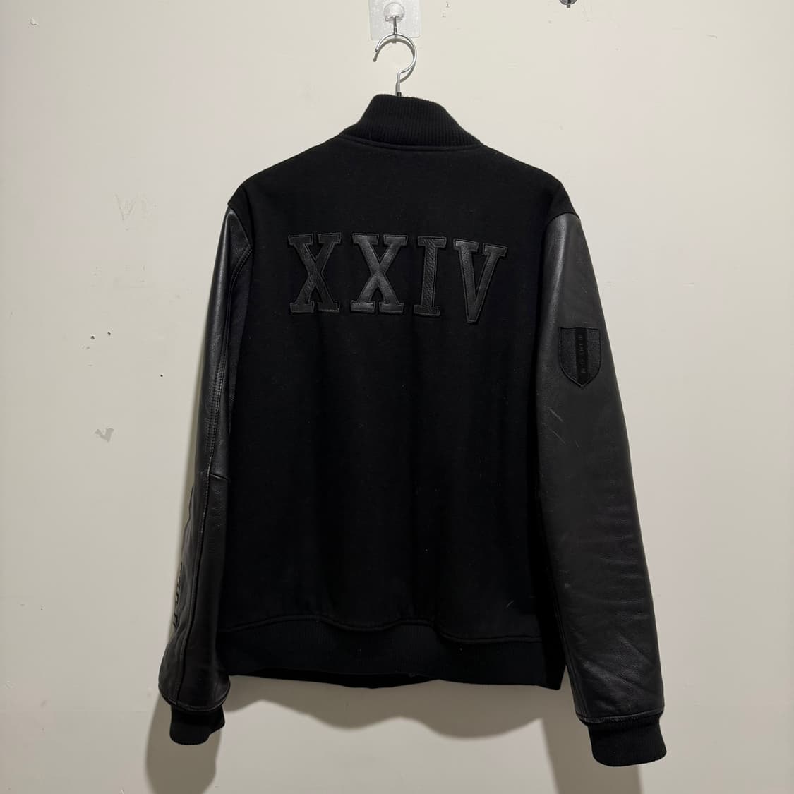 나이키 코비 디스트로이어 레더 바시티자켓 상품이미지8