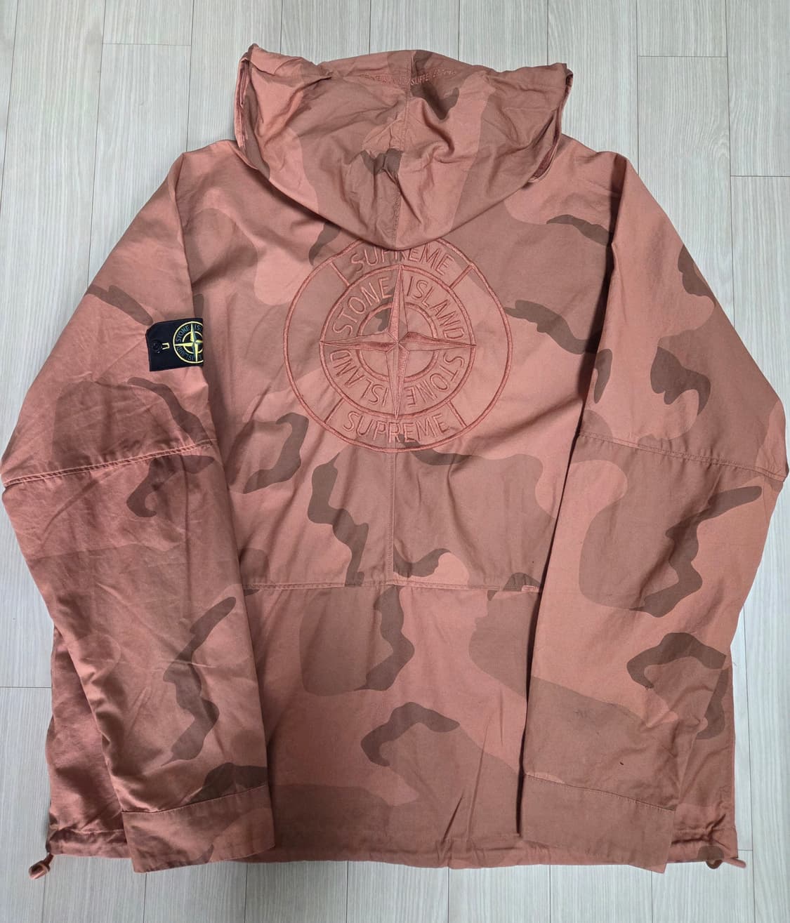 스톤아일랜드 슈프림 라이엇 마스크 카모자켓 코랄 상품이미지2