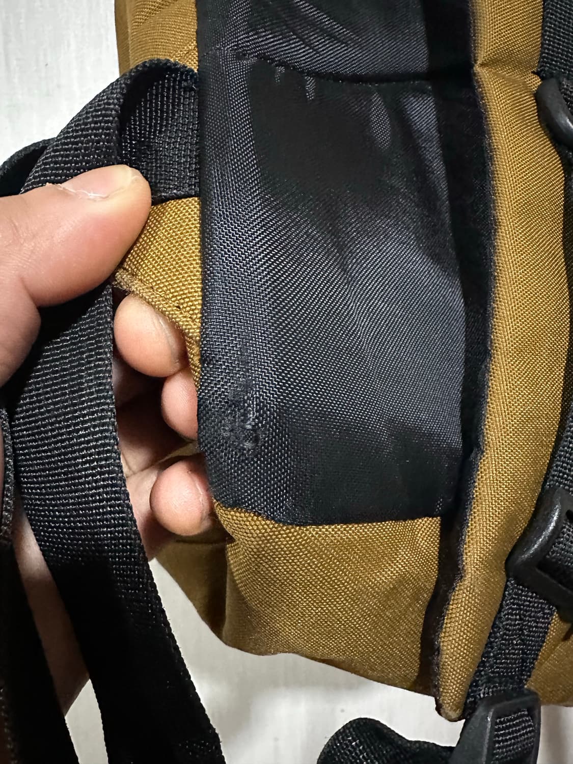 칼하트 킥플립 백팩 카멜/브라운 상품이미지9