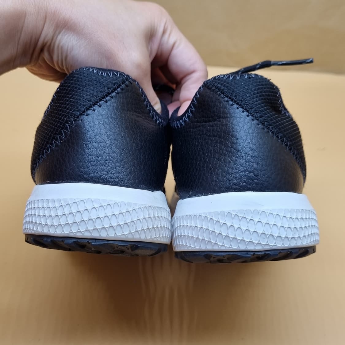 아디다스 클라이마웜 여성운동화235  상품이미지4