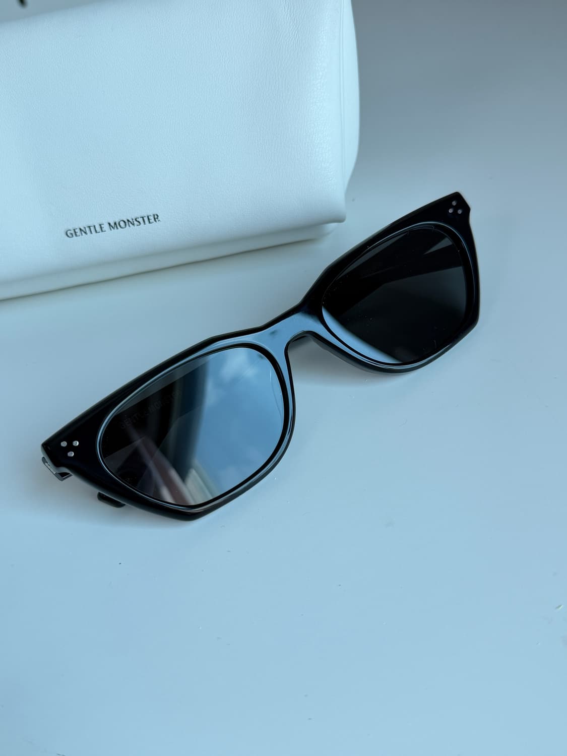 젠틀몬스터 쿠키 블랙 선글라스 상품이미지4