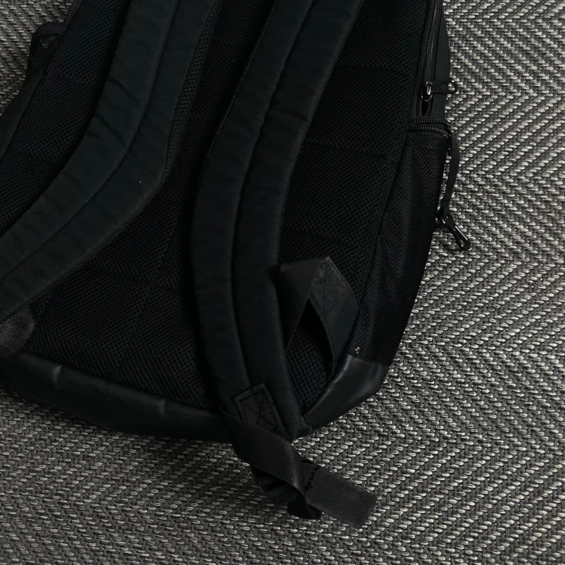 나이키 빅스우시 올드스쿨 블랙 디테일 백팩o 3505 상품이미지4