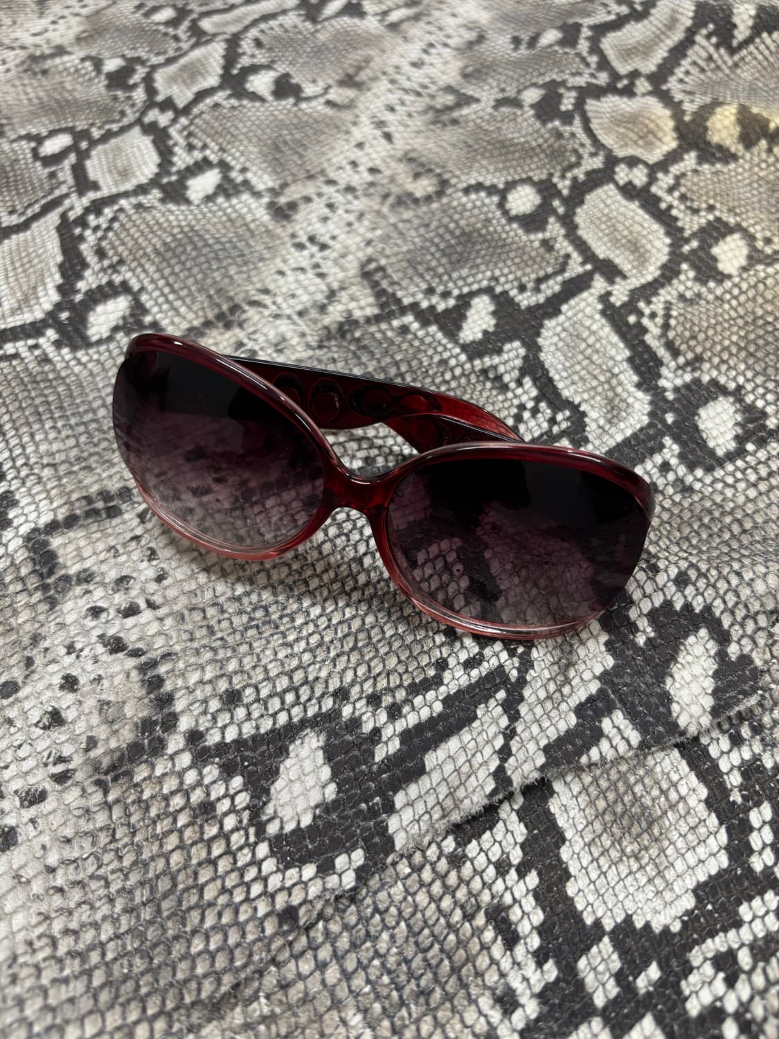 “Vintage” Burgundy sunglasses 상품이미지5