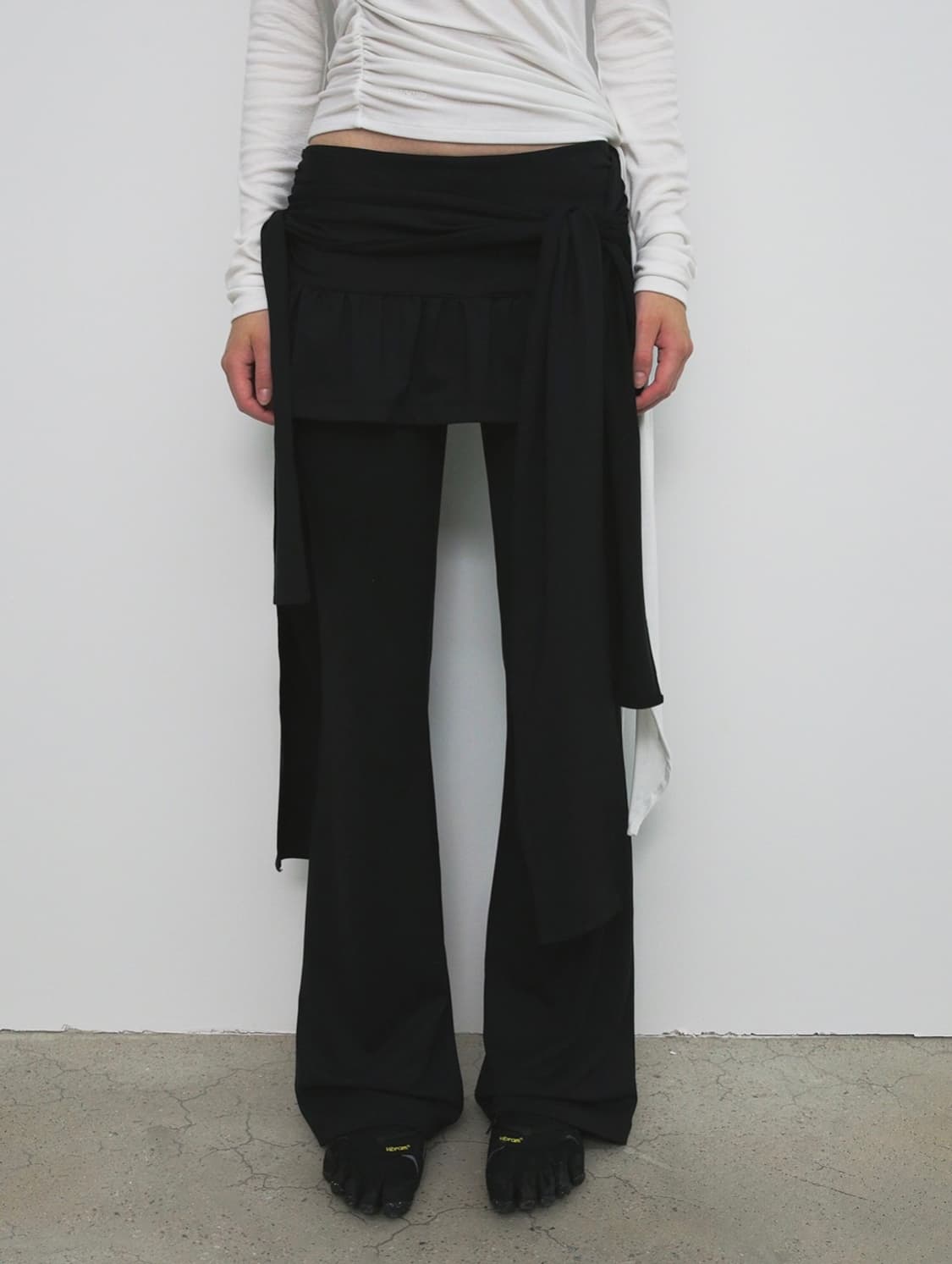 샌드릭 스트랩 스커트 팬츠 상품이미지2