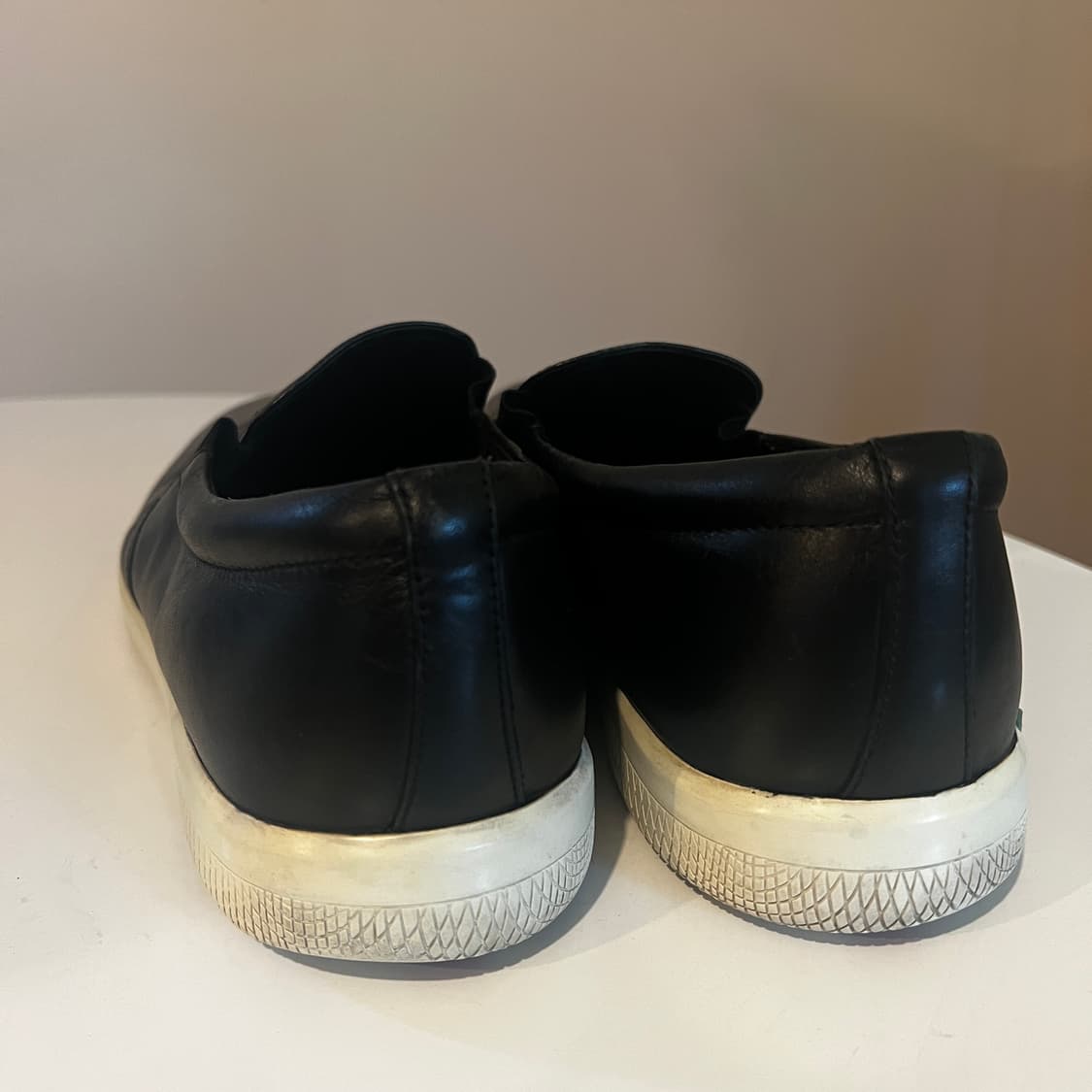 프라다 Downtown Slip-on Sneakers  상품이미지3