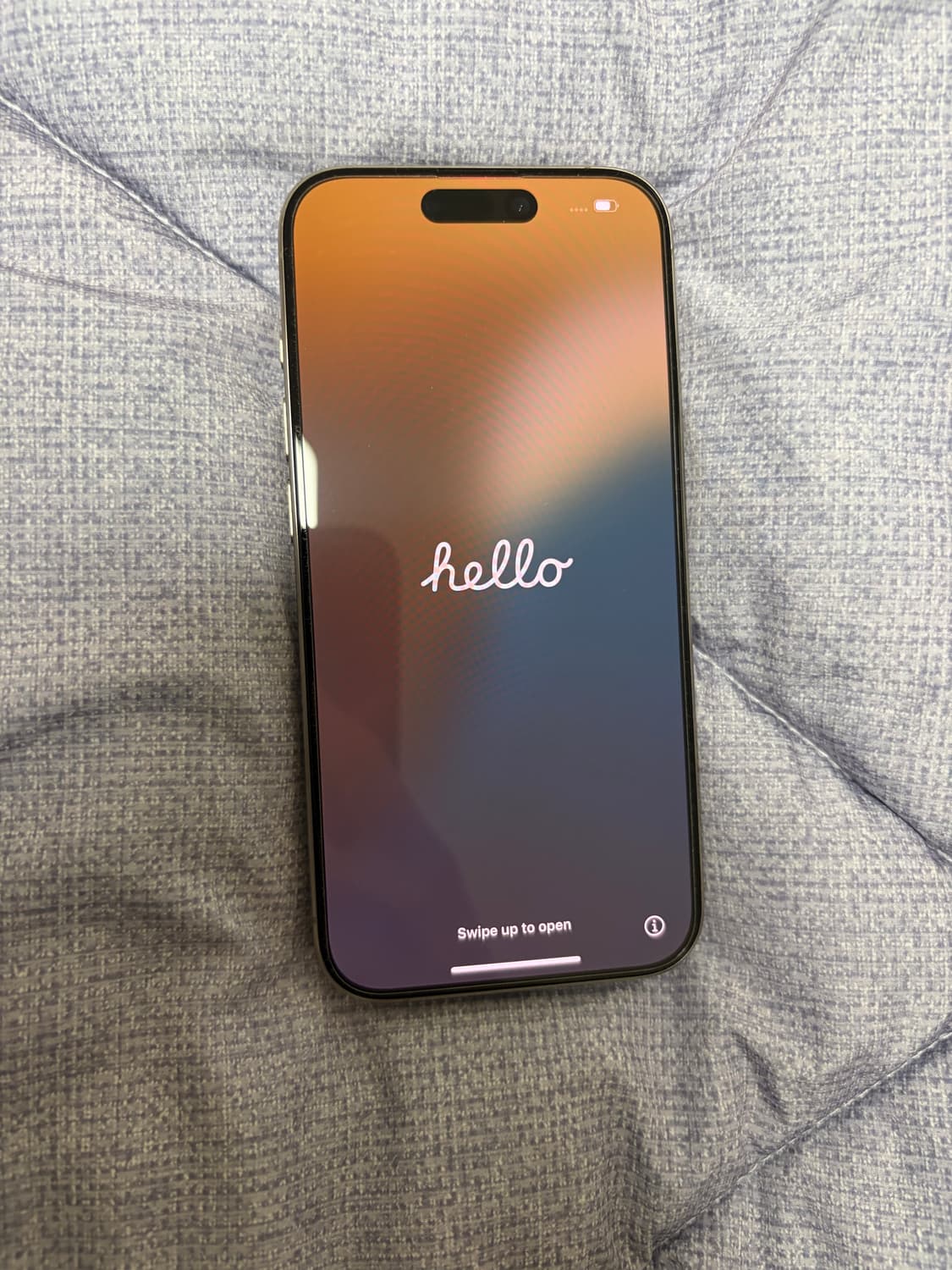 아이폰 15pro 내츄럴티타늄 256 판매합니다 상품이미지1