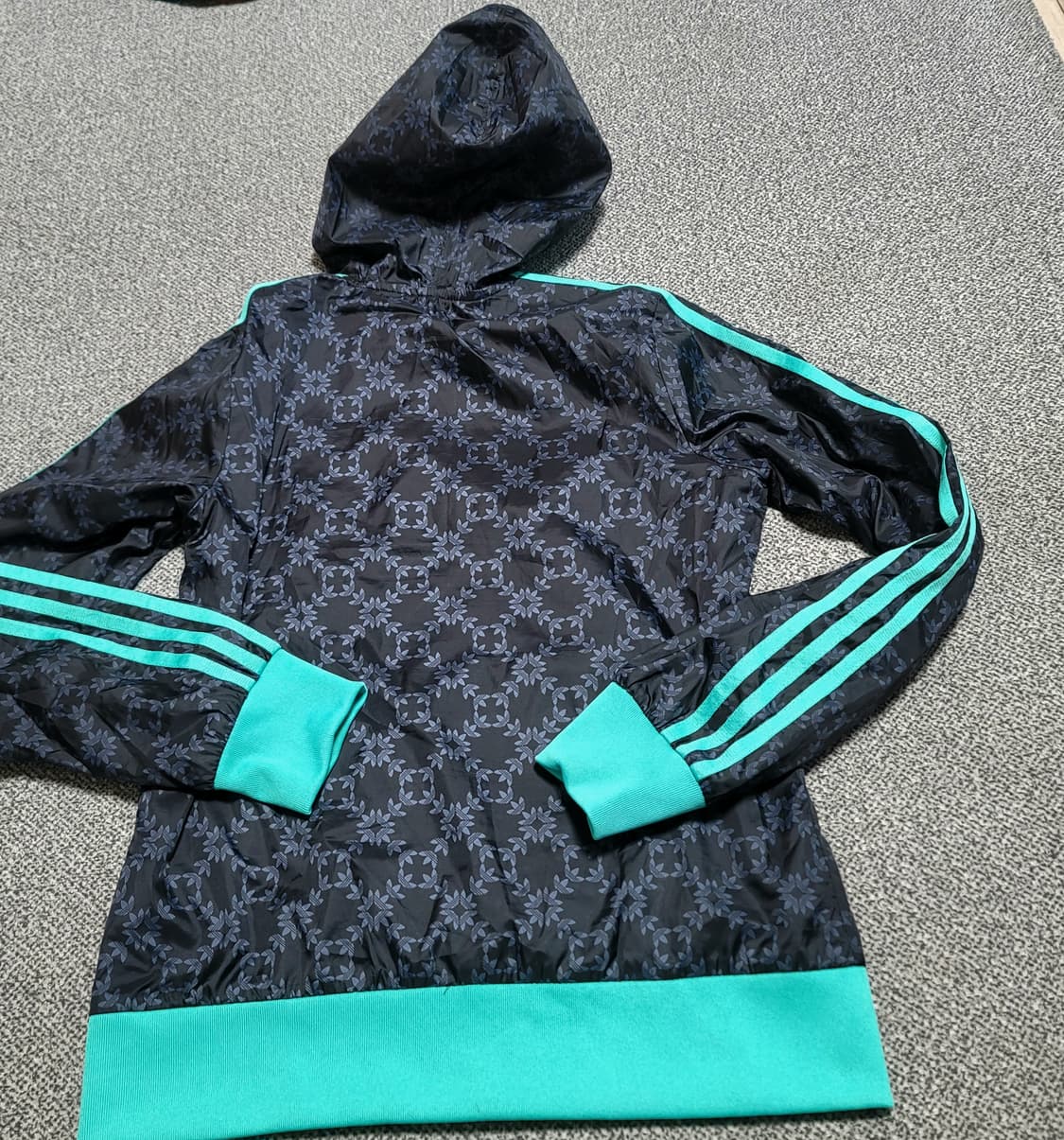 아디다스 민트라인 후드바람막이 트랙탑 90 상품이미지8