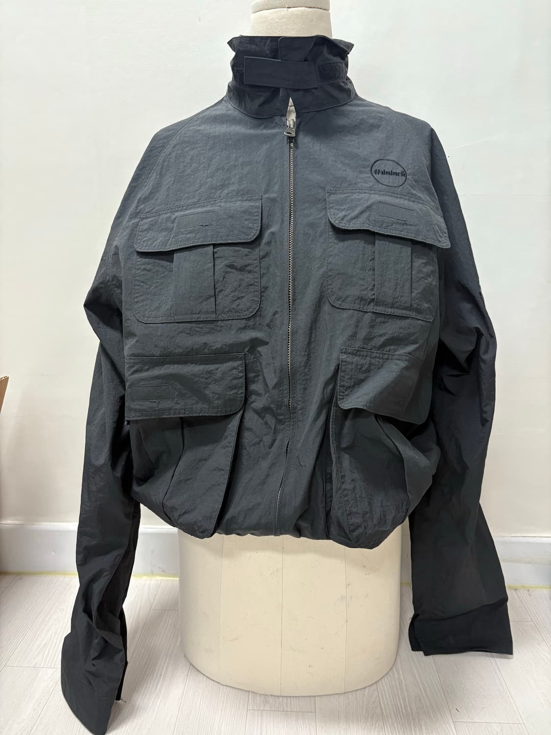 thisisneverthat 바람막이 상품이미지1