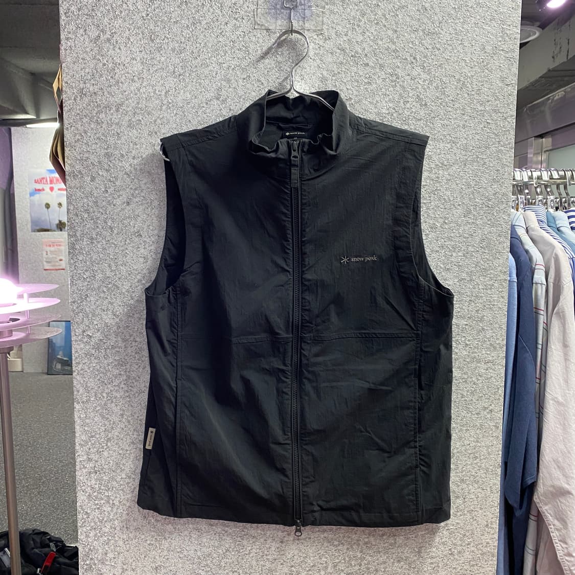 스노우피크 어패럴 블랙 루트 스탠드넥 베스트B4084  상품이미지2