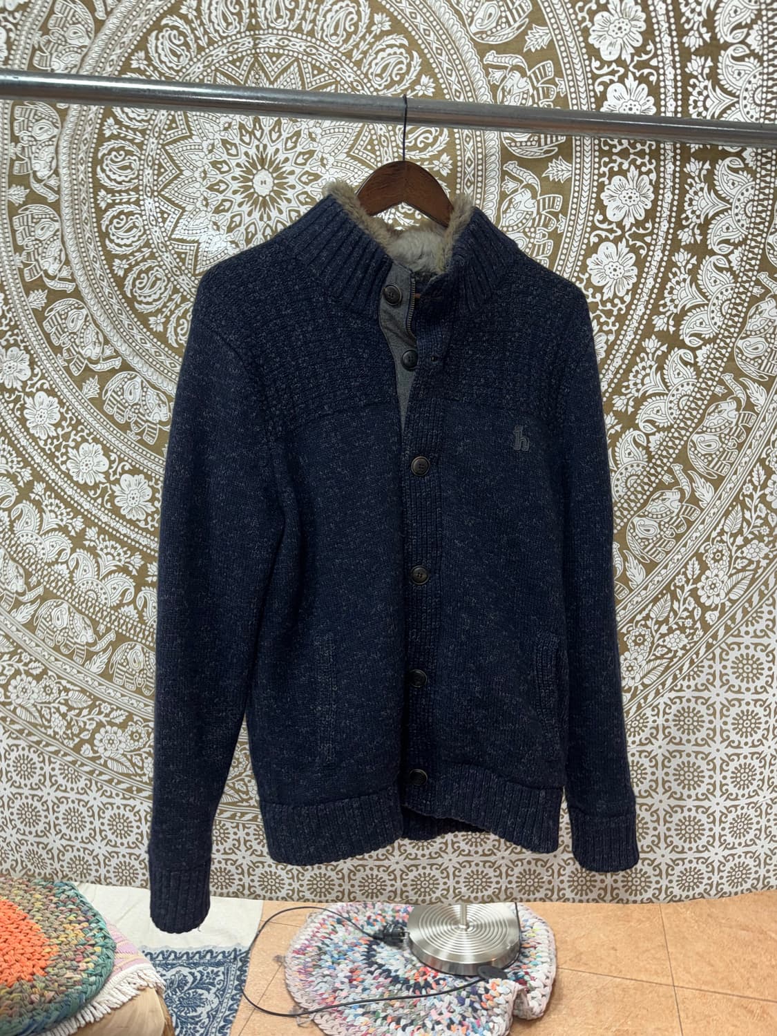 헤지스 하이넥 니트 가디건  상품이미지2