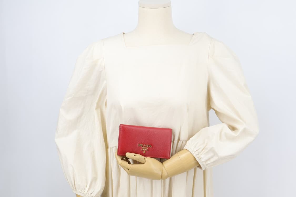 프라다 사피아노 레더 중지갑 상품이미지10