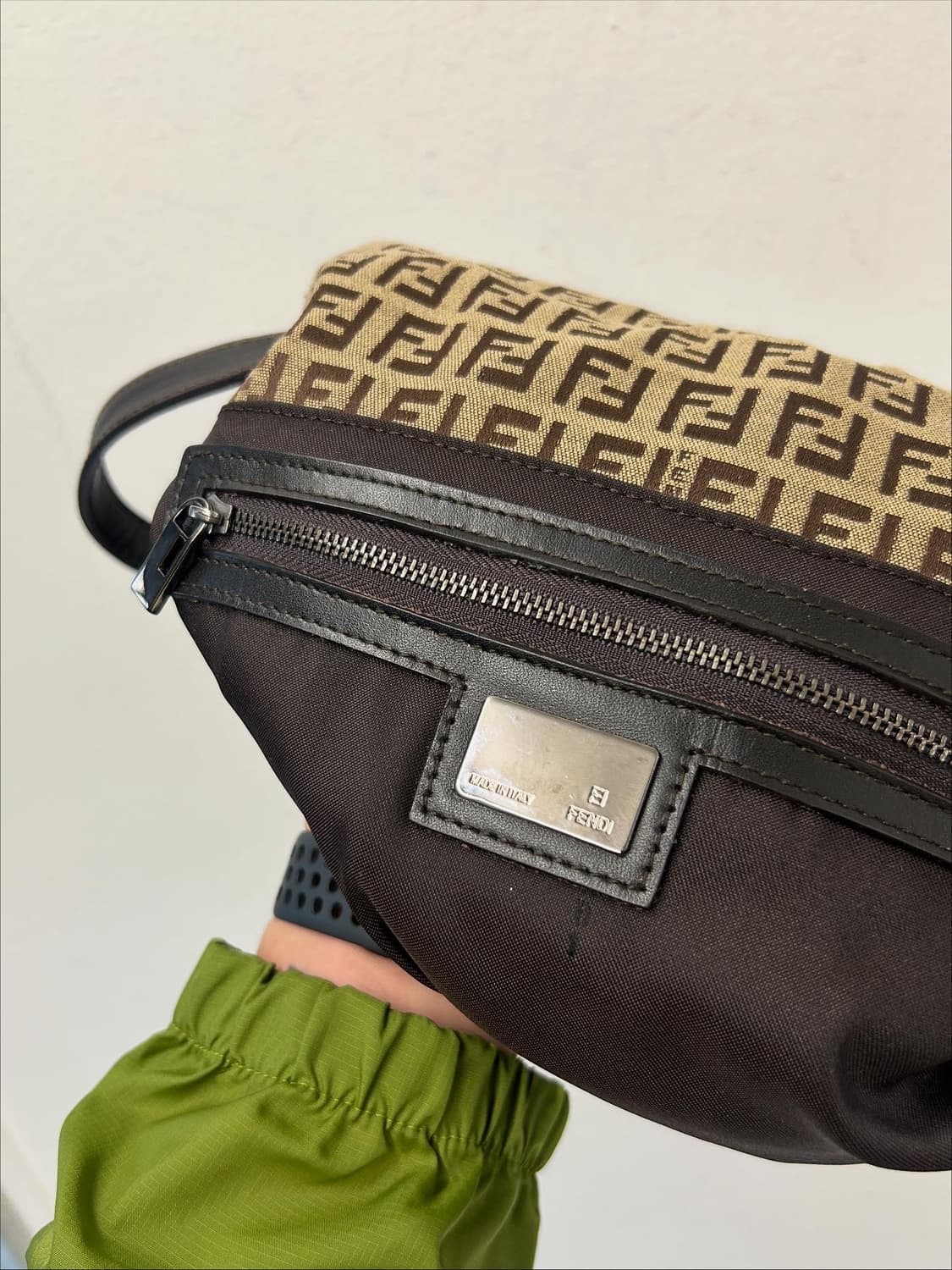 Fendi Zucca Monogram Shoulder Bag  상품이미지4